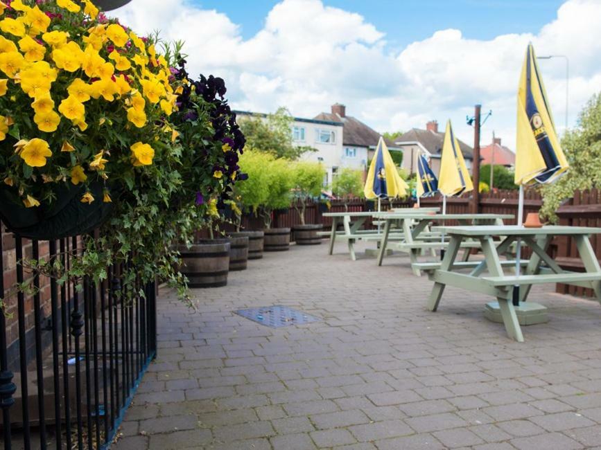 The Olde Peculiar Hotel Rugeley Exterior photo
